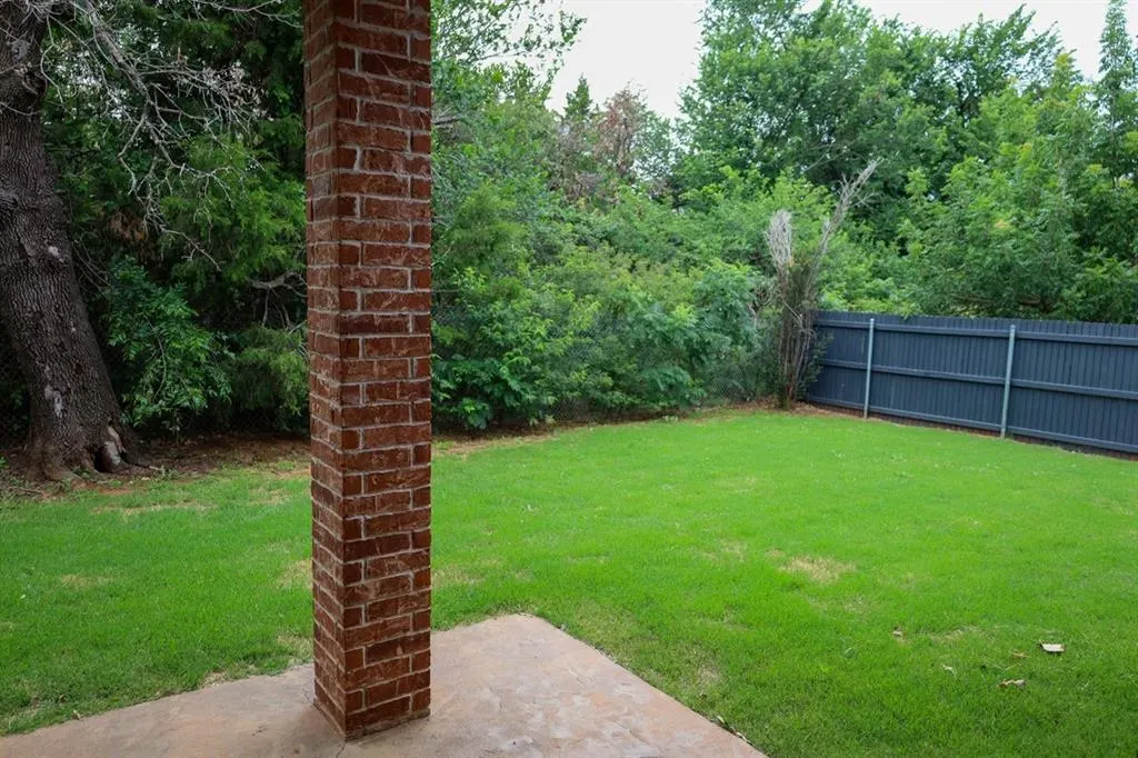 Photo 18 — 2704 NE 129th Street, Edmond, OK 73013