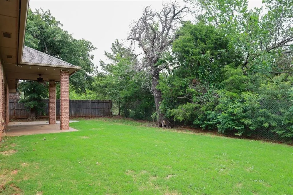 Photo 19 — 2704 NE 129th Street, Edmond, OK 73013