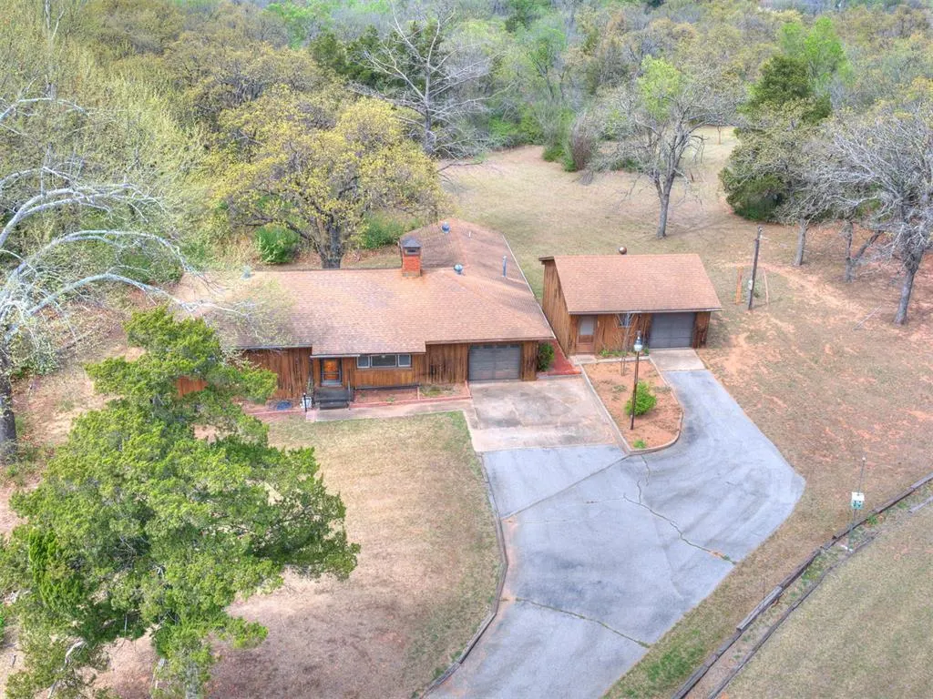 Photo 13 — 3413 S Coltrane Road, Edmond, OK 73013