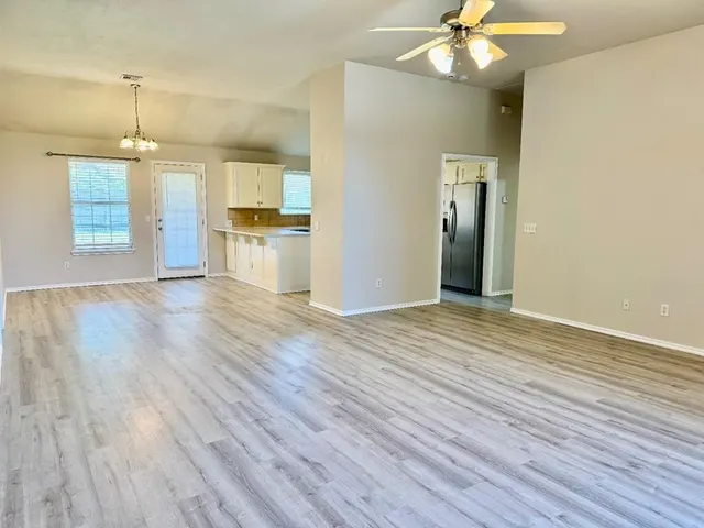 Photo 3 — 1920 NW 173rd Street, Edmond, OK 73012