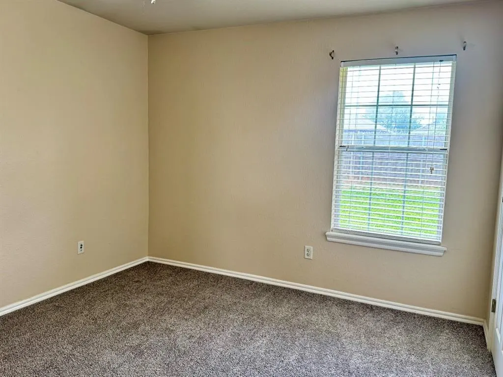 Photo 8 — 1920 NW 173rd Street, Edmond, OK 73012