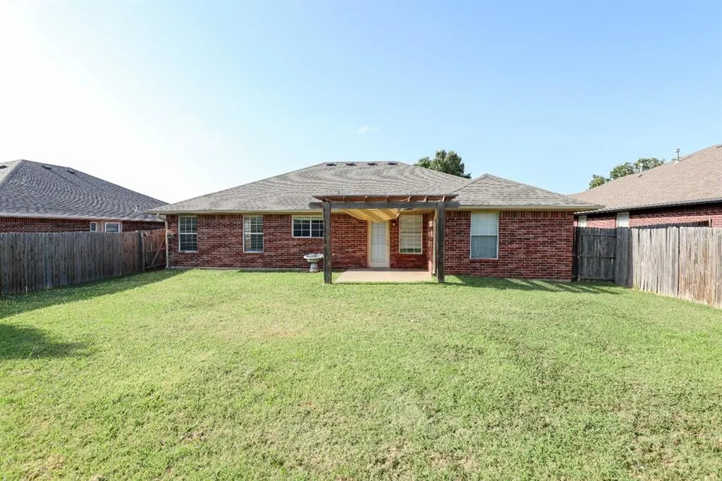 Photo 17 — 1920 NW 173rd Street, Edmond, OK 73012