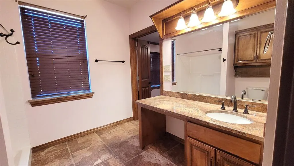 Photo 23 — 10761 214th Street, Blanchard, OK 73010
