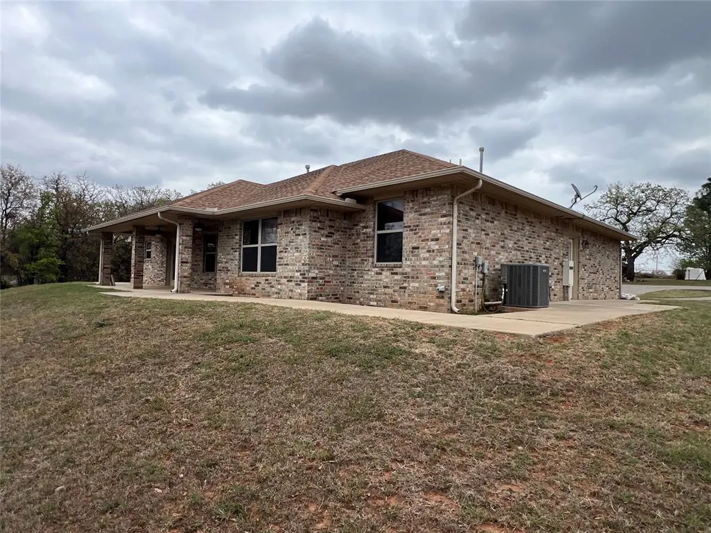 Photo 29 — 10761 214th Street, Blanchard, OK 73010