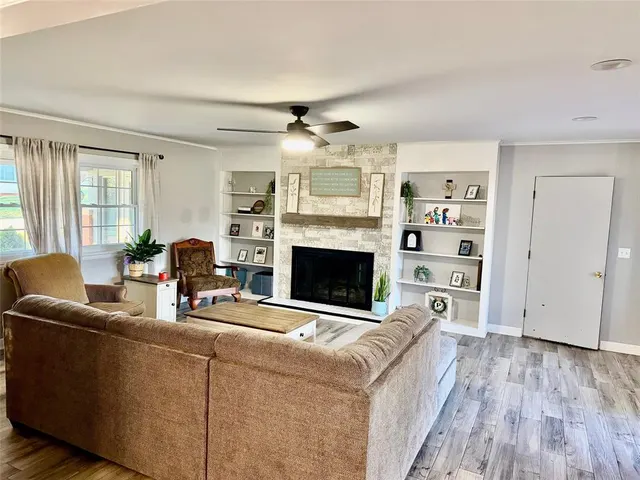 Photo 7 — 721 E 4th Street, Chandler, OK 74834