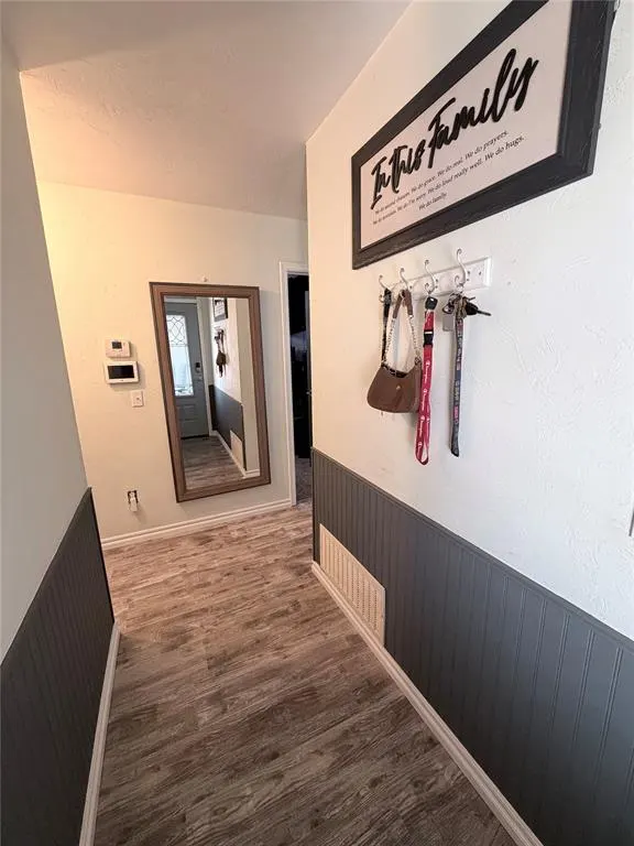 Photo 7 — 504 Gayclifee Terrace, Edmond, OK 73003