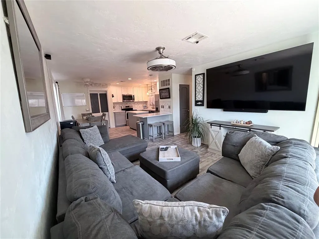 Photo 12 — 504 Gayclifee Terrace, Edmond, OK 73003