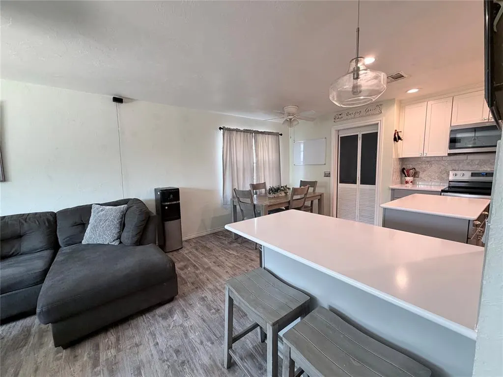Photo 13 — 504 Gayclifee Terrace, Edmond, OK 73003