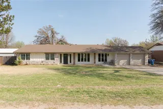 Sold home at 13705 NE 8th Street