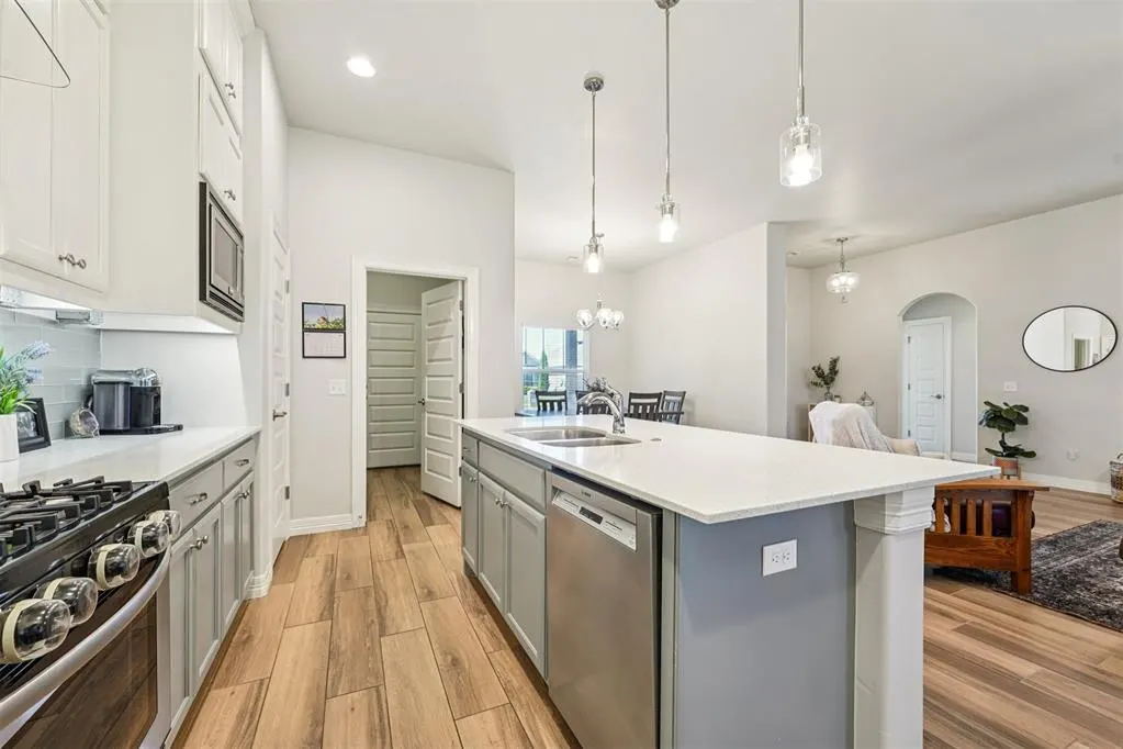 Photo 11 — 12916 Firerock Circle, Oklahoma City, OK 73142