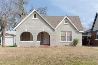 Sold home at 1911 NW 29 Street