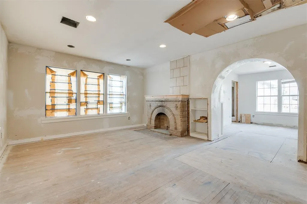 Photo 4 — 1911 NW 29 Street, Oklahoma City, OK 73106