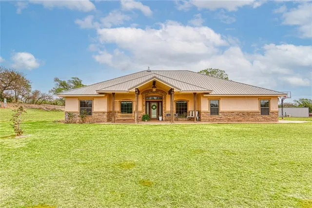 Front exterior — 11430 N 1960 Road, Elk City, OK 73644