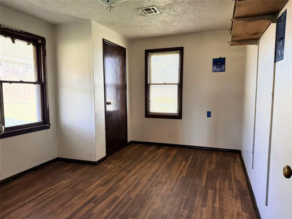 Photo 2 — 349030 E 820 Road, Stroud, OK 74079