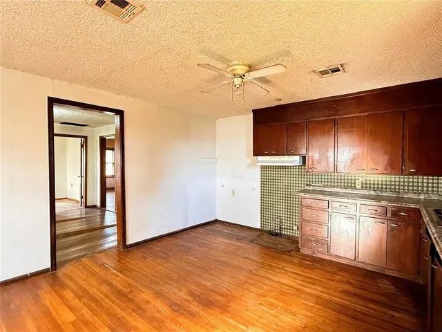 Photo 4 — 349030 E 820 Road, Stroud, OK 74079