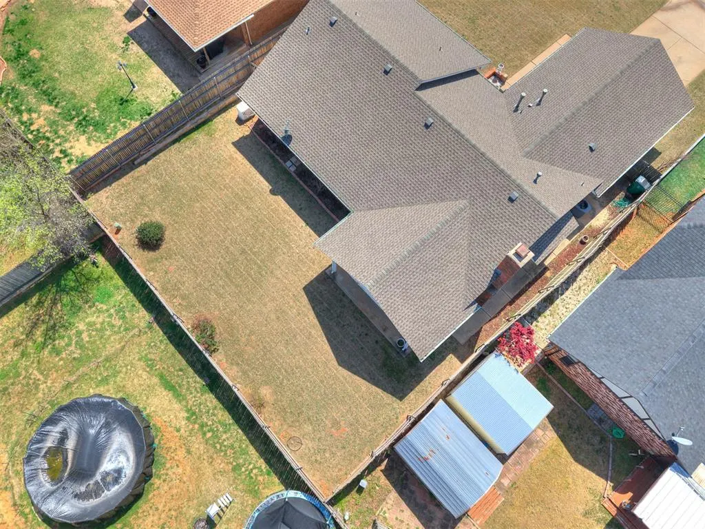 Photo 9 — 5408 Sudbury Lane, Oklahoma City, OK 73135
