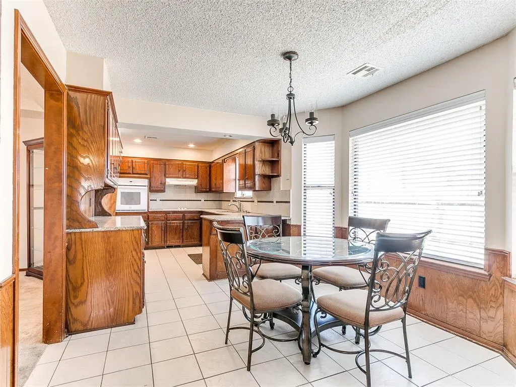 Photo 19 — 5408 Sudbury Lane, Oklahoma City, OK 73135