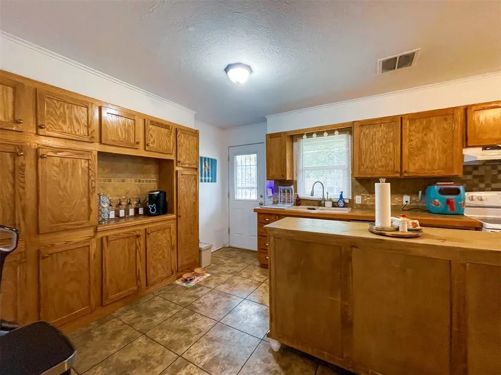 Photo 12 — 212 N 13th Street, Ponca City, OK 74601