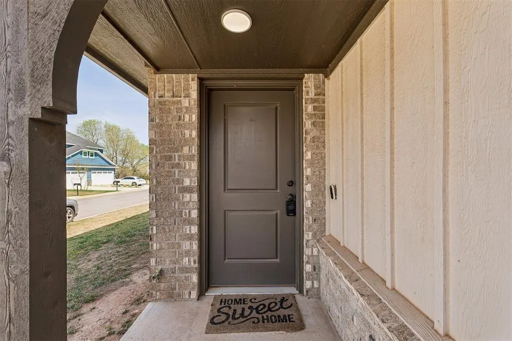 Photo 2 — Address unavailable, Oklahoma City, OK 73131