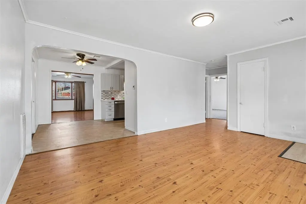 Photo 6 — 115 E Haddock Street, Norman, OK 73069