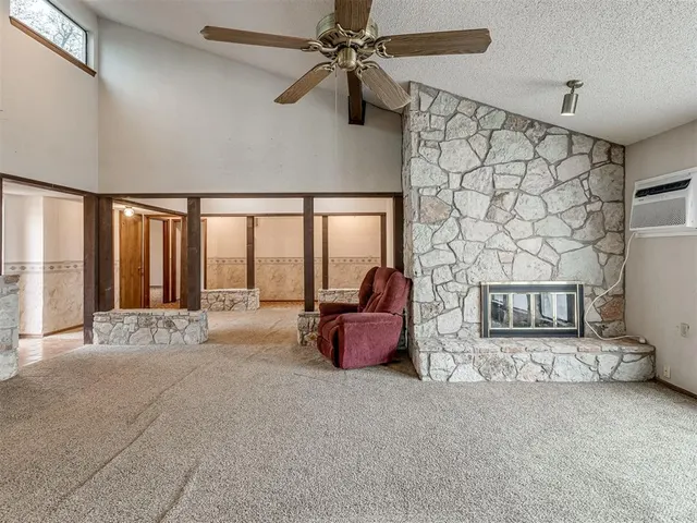 Photo 6 — 1025 Westchester Drive, Oklahoma City, OK 73114