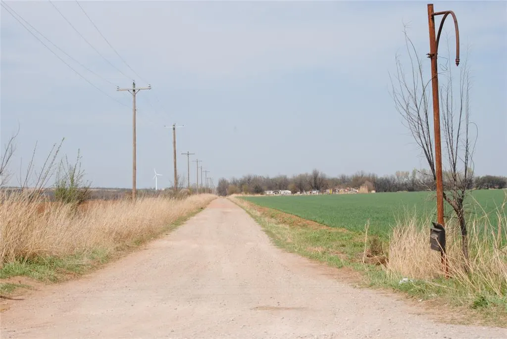 Photo 2 — N 7th Street, Guthrie, OK 73044