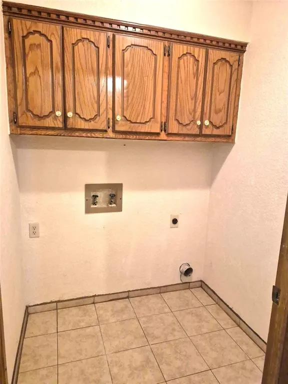 Photo 13 — 2005 Eastridge Place, Oklahoma City, OK 73141