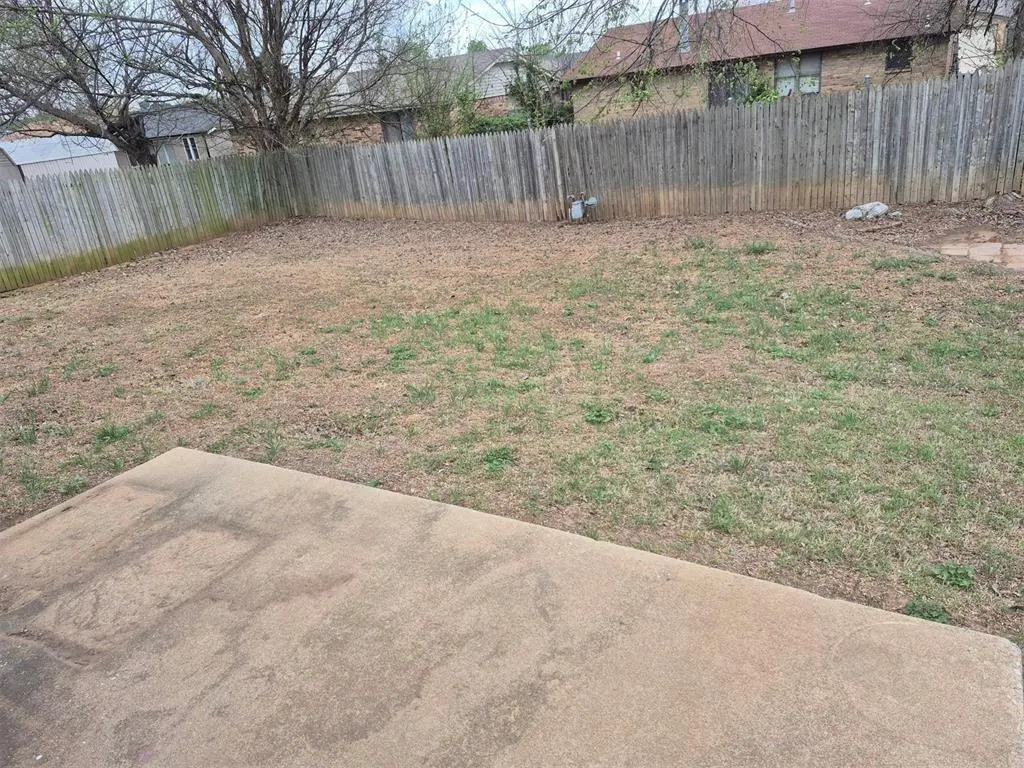 Photo 21 — 2005 Eastridge Place, Oklahoma City, OK 73141