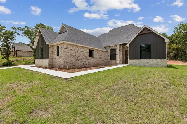 Photo 3 — 15919 Vernon Circle, Newalla, OK 74857