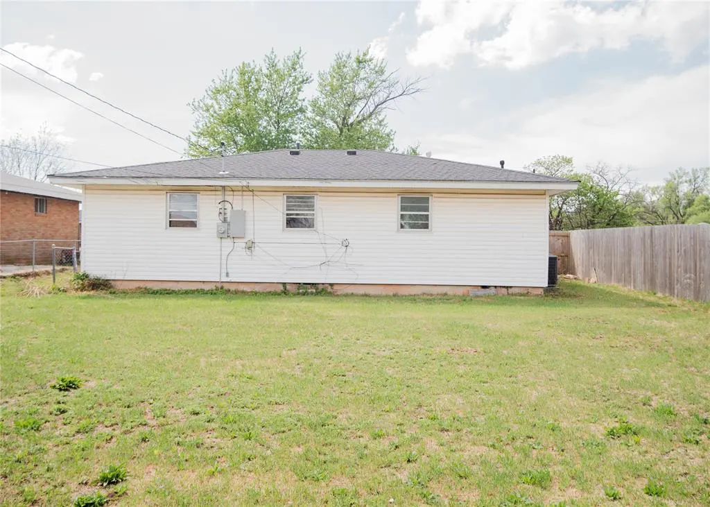 Photo 25 — 308 S Western Avenue, Dill City, OK 73641