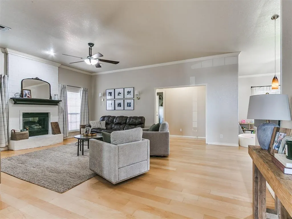 Photo 7 — 4005 NE 138th Street, Edmond, OK 73013