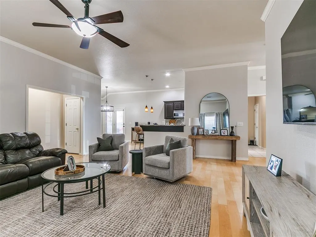 Photo 9 — 4005 NE 138th Street, Edmond, OK 73013