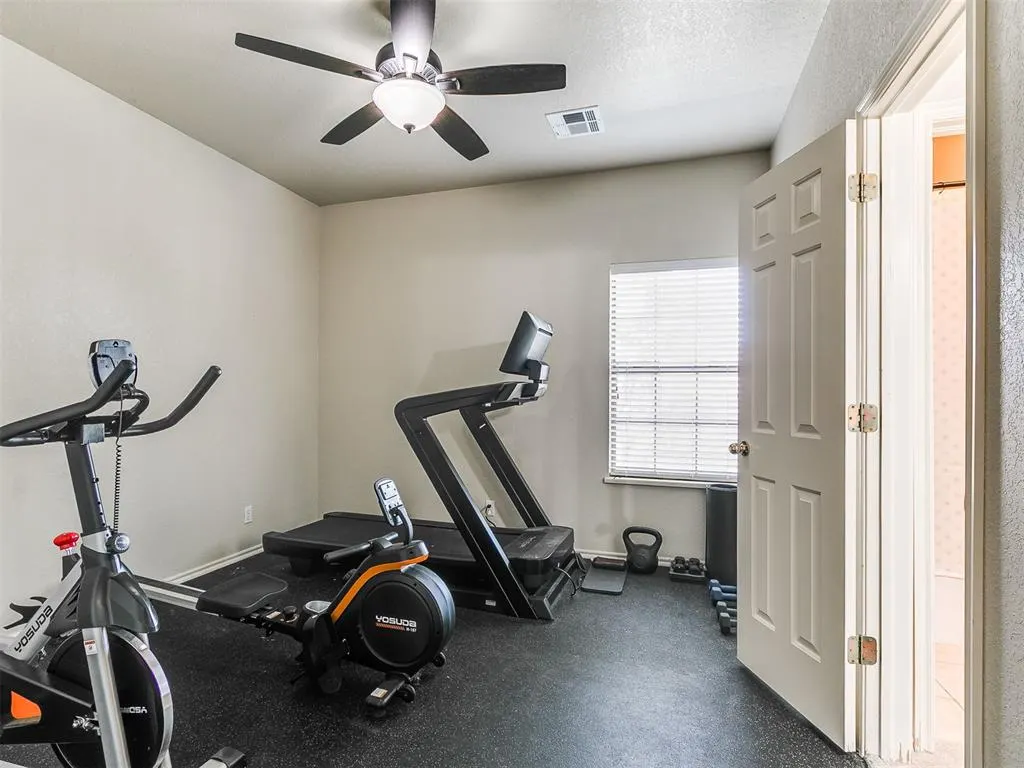 Photo 33 — 4005 NE 138th Street, Edmond, OK 73013