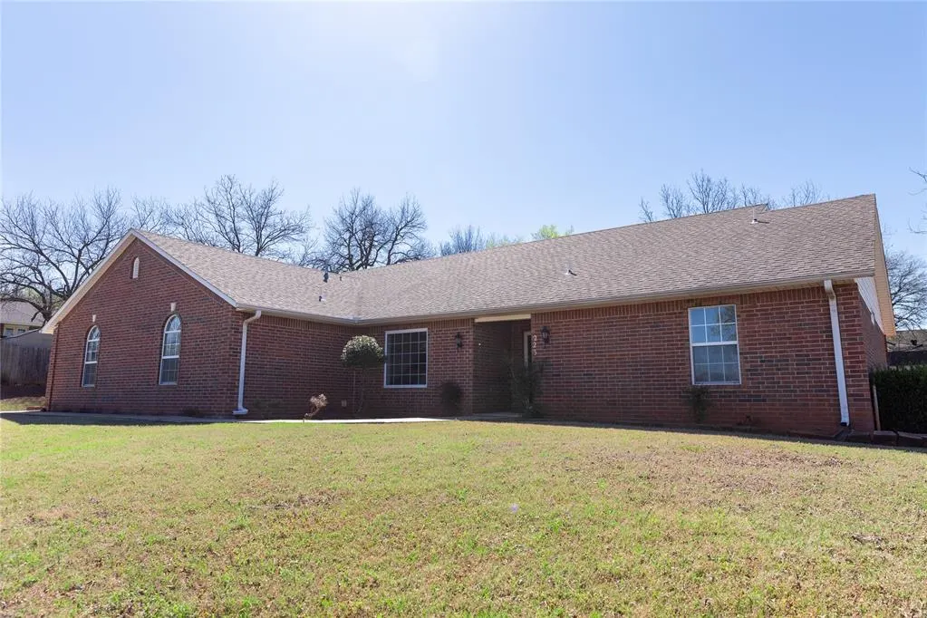 Photo 7 — 223 W 4th Street, Chandler, OK 74834