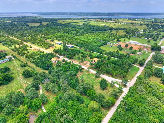 Photo 6 — 17 Emberlyn Lane, Eufaula, OK 74432