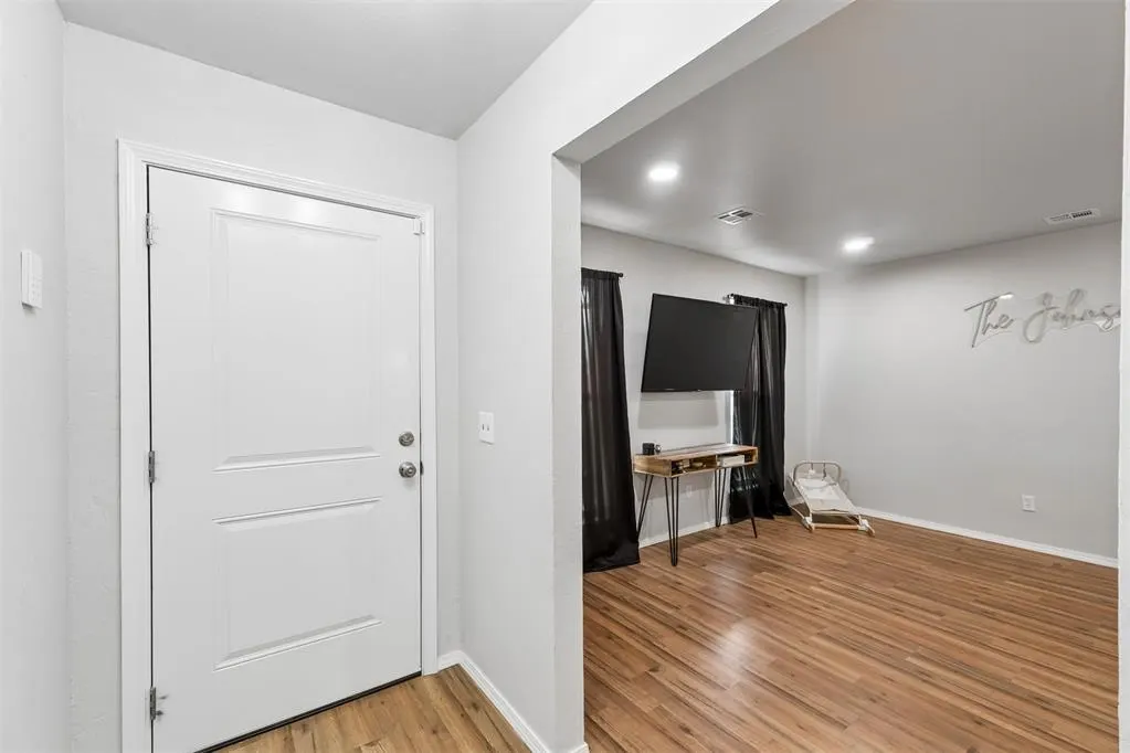 Photo 4 — 513 Willow Ridge Place, Edmond, OK 73003