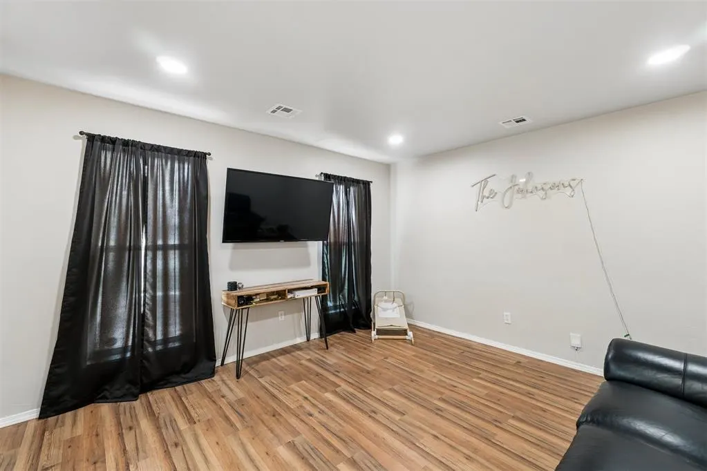 Photo 8 — 513 Willow Ridge Place, Edmond, OK 73003