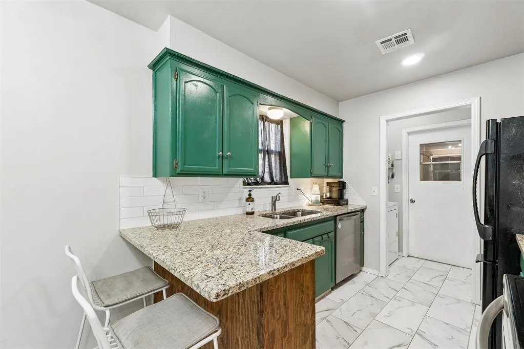 Photo 12 — 513 Willow Ridge Place, Edmond, OK 73003
