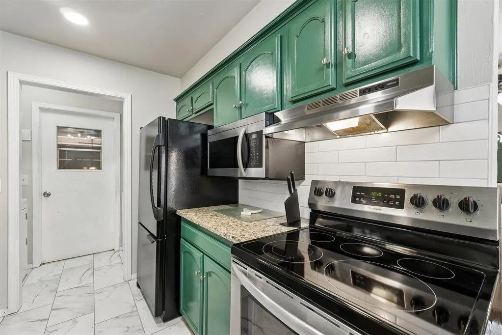 Photo 13 — 513 Willow Ridge Place, Edmond, OK 73003
