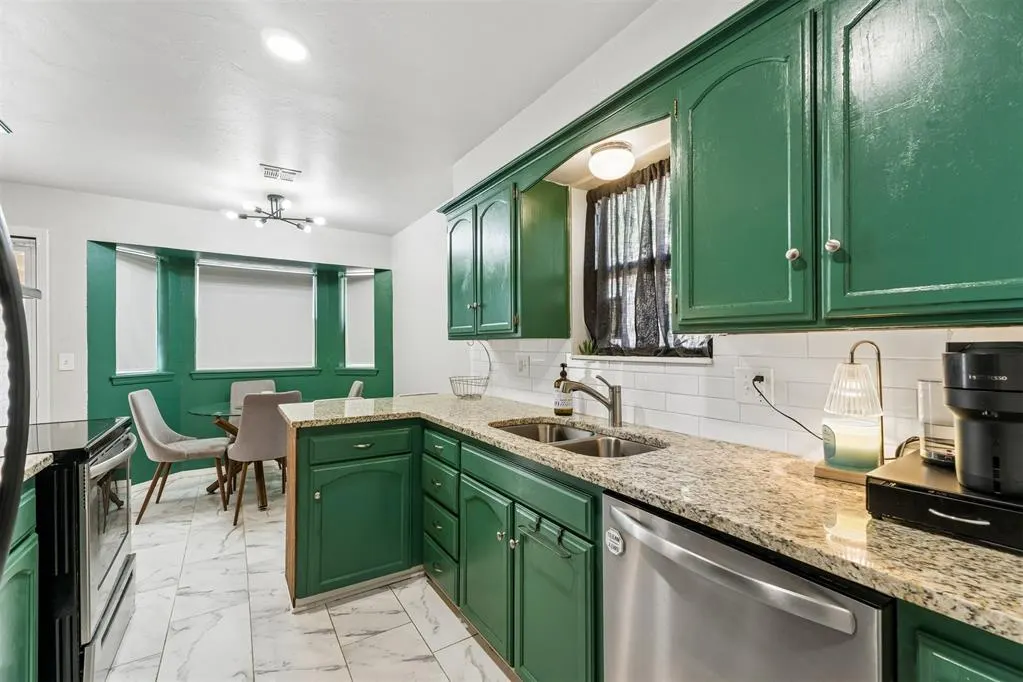 Photo 16 — 513 Willow Ridge Place, Edmond, OK 73003