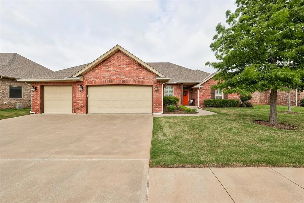 Front exterior — 6217 Braniger Way, Oklahoma City, OK 73132