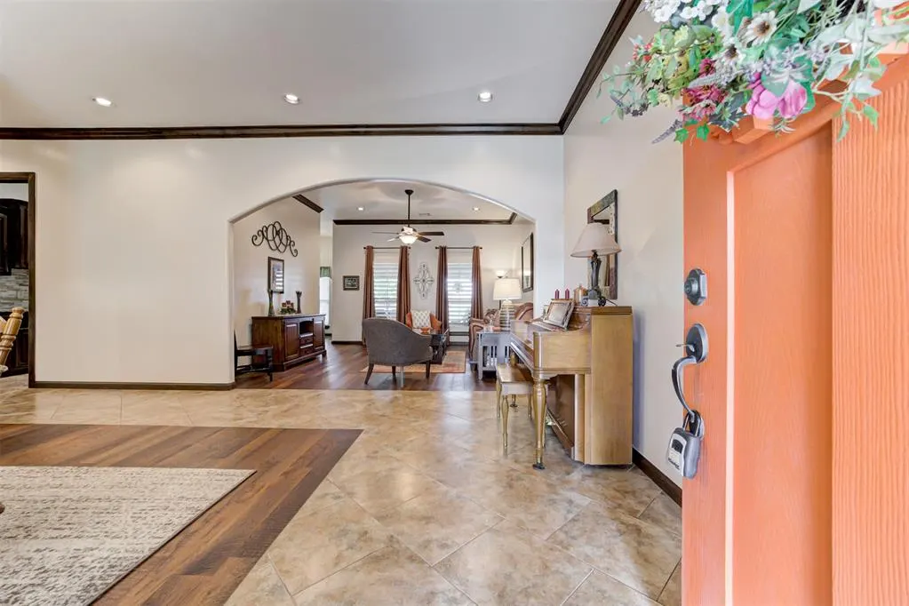 Photo 3 — 6217 Braniger Way, Oklahoma City, OK 73132