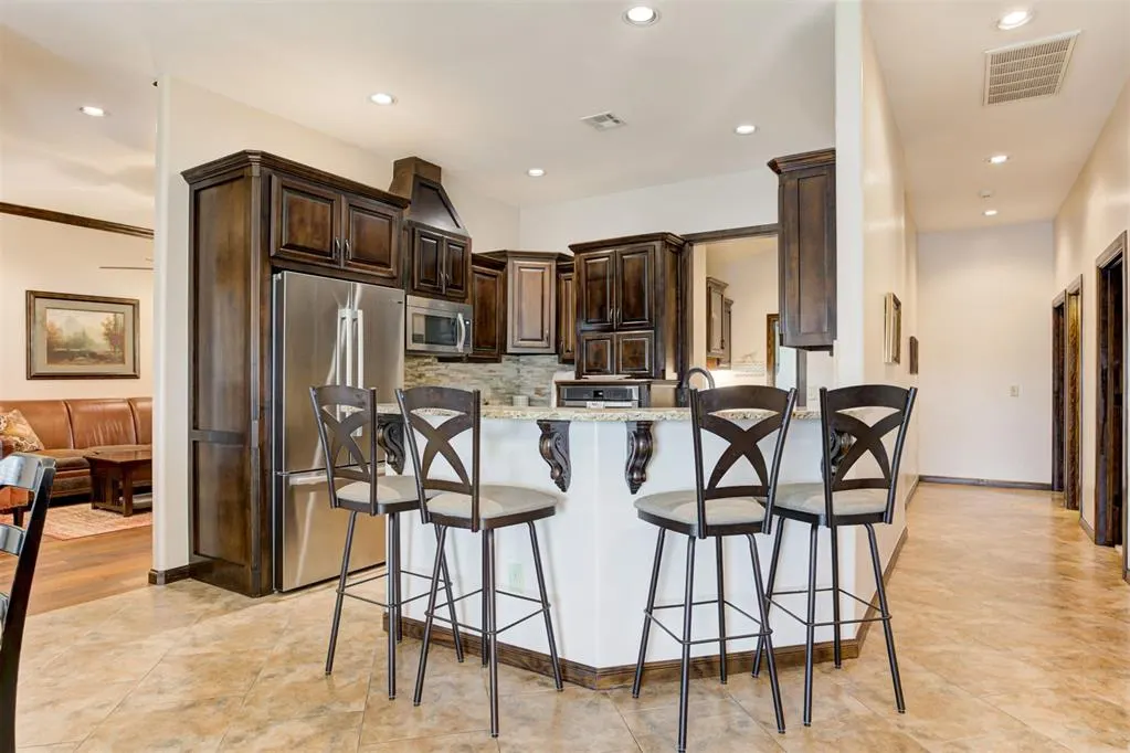 Photo 13 — 6217 Braniger Way, Oklahoma City, OK 73132