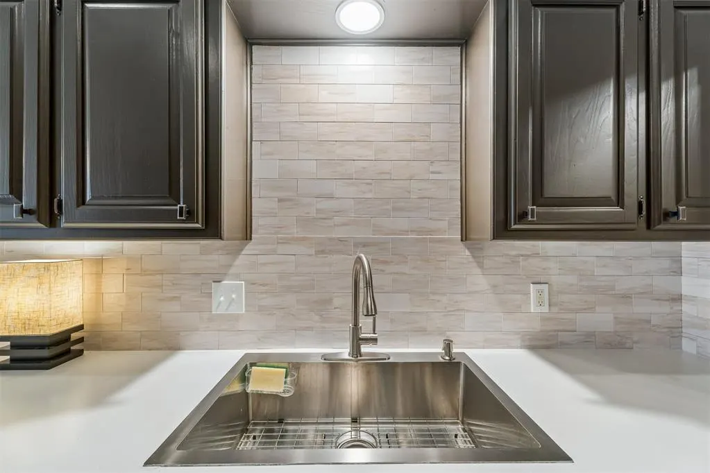 Photo 12 — 15209 Derrick Circle, Oklahoma City, OK 73170