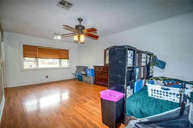 Photo 3 — 622 W 10th Street, Stroud, OK 74079