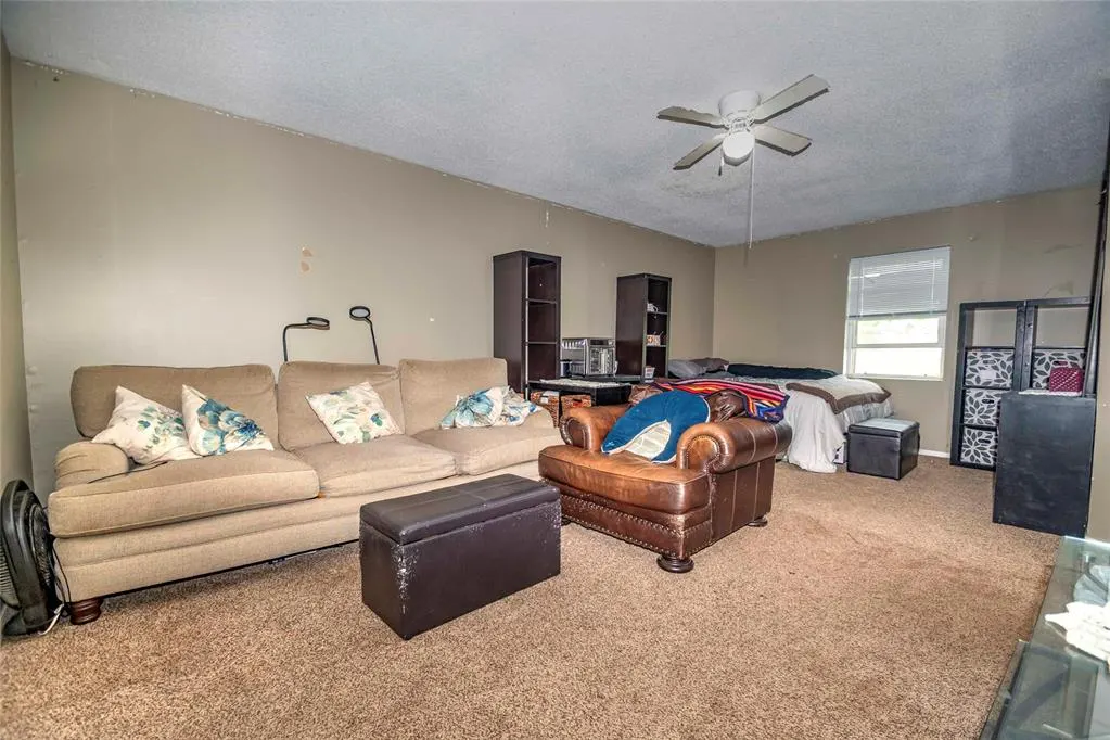 Photo 7 — 622 W 10th Street, Stroud, OK 74079