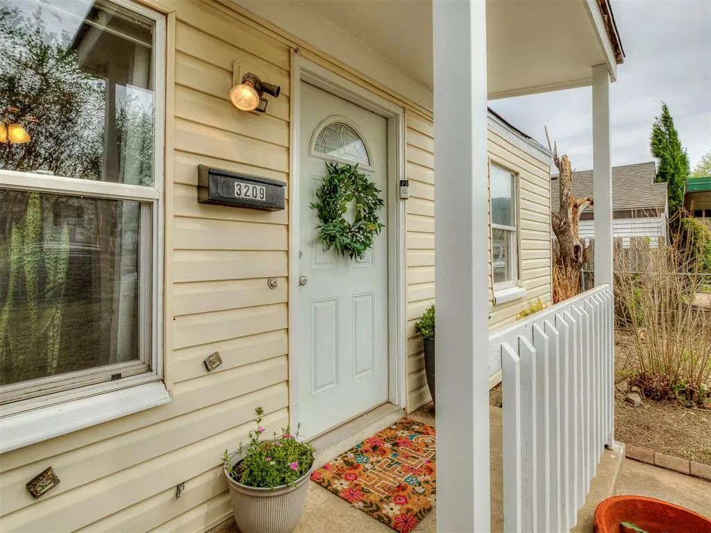 Photo 2 — 3209 NW 33rd Street, Oklahoma City, OK 73112