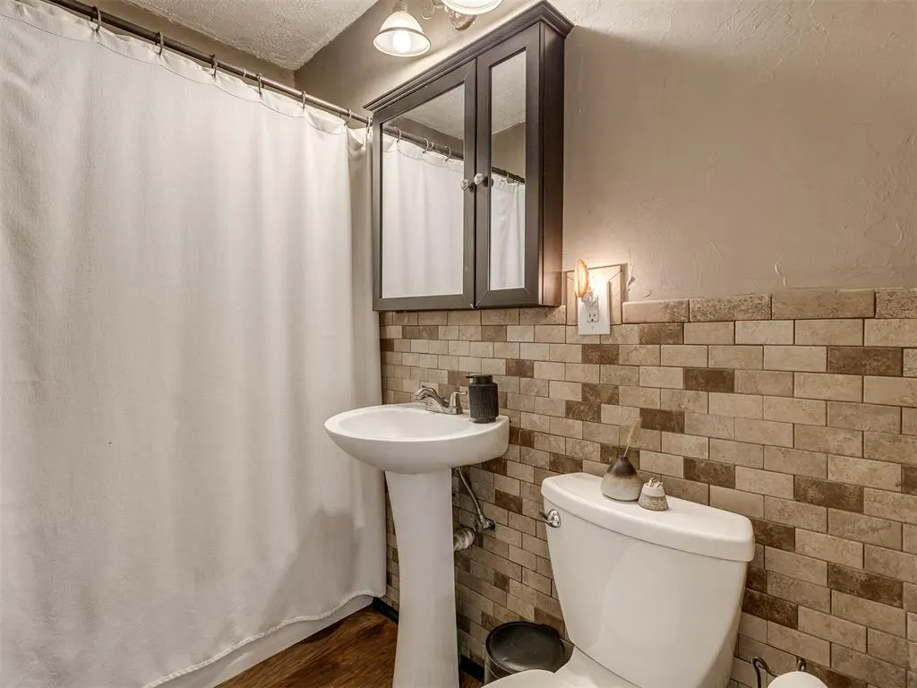 Photo 37 — 3209 NW 33rd Street, Oklahoma City, OK 73112