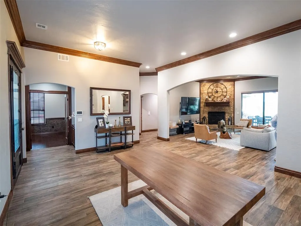 Photo 6 — 1304 Inverness Circle, Shawnee, OK 74801