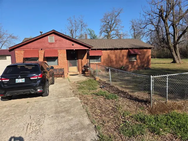 Photo 2 — 3100 Hicks Avenue, Spencer, OK 73084